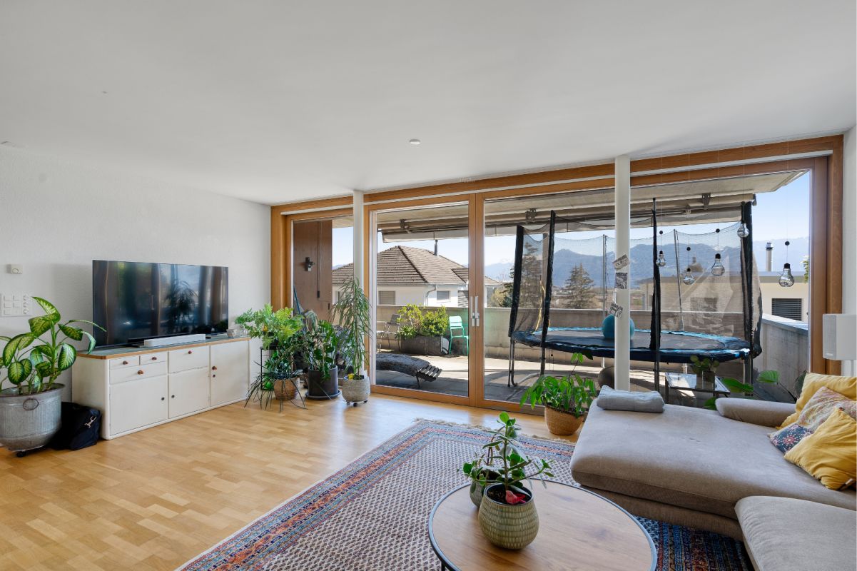Moderne Wohnung mit Panorama-Aussicht an bester Lage - Bild 2