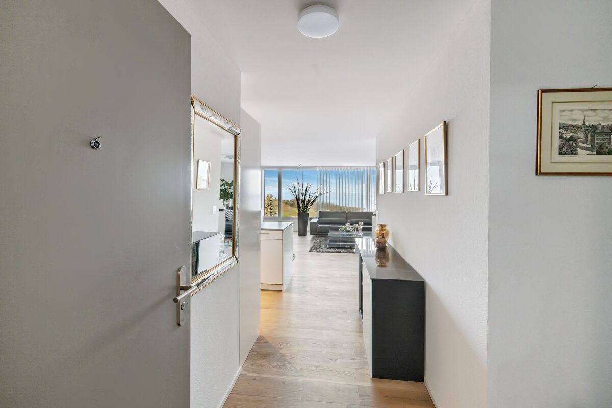 Exklusive Wohnung mit Panoramablick auf den Bodensee - Bild 2