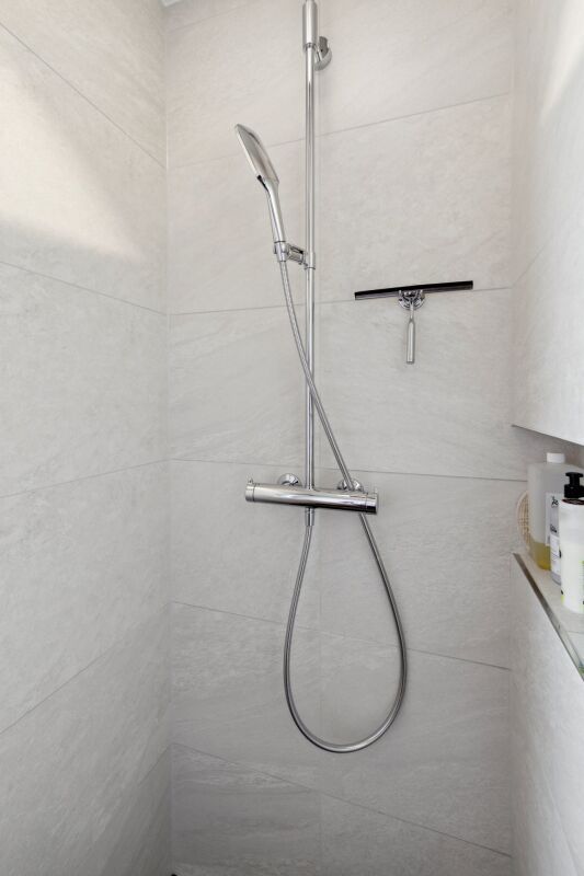 Exklusive Wohnung mit Panoramablick auf den Bodensee - Bild 15