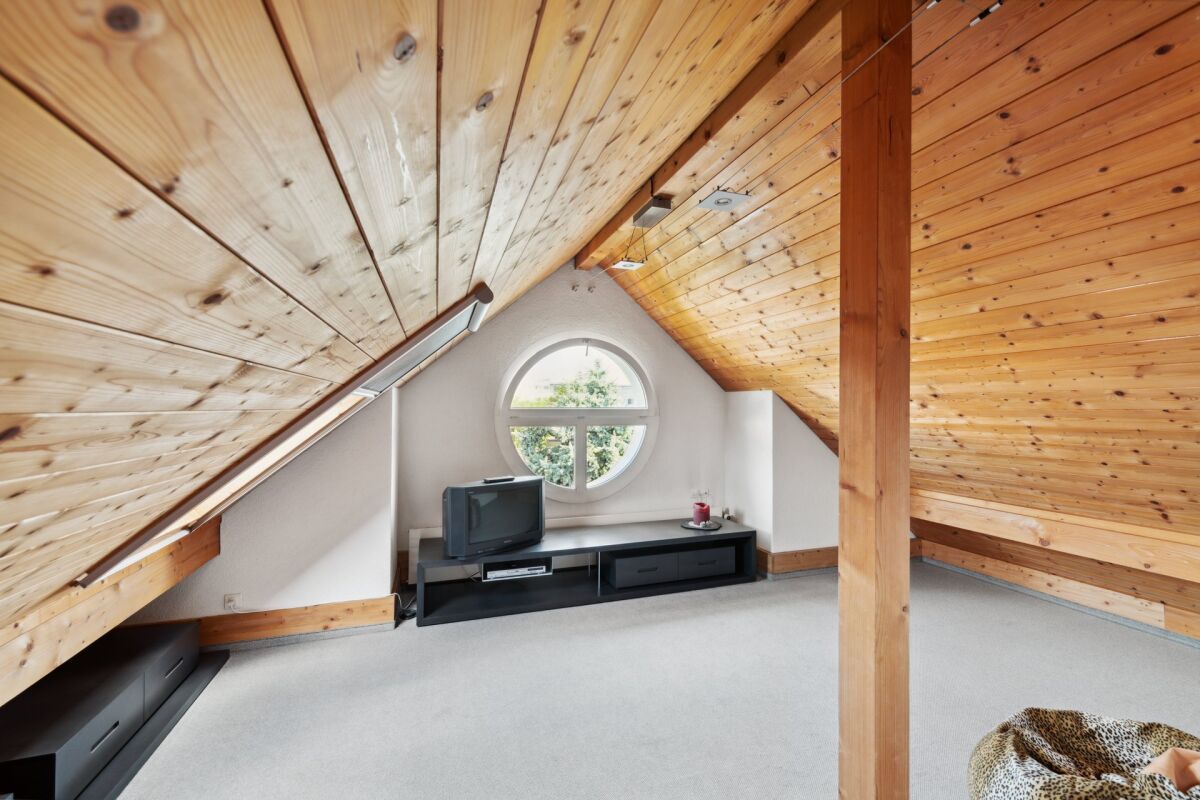 Gepflegtes Reiheneckhaus mit Wintergarten und Cheminée in Widnau - Bild 13