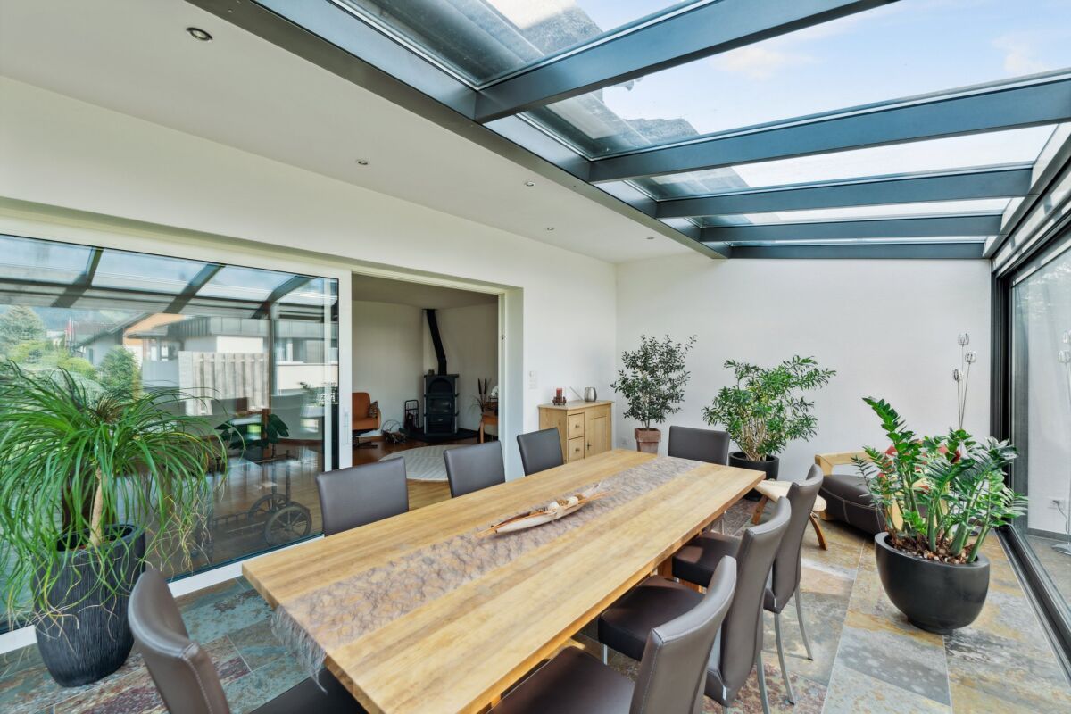 Gepflegtes Reiheneckhaus mit Wintergarten und Cheminée in Widnau - Bild 3