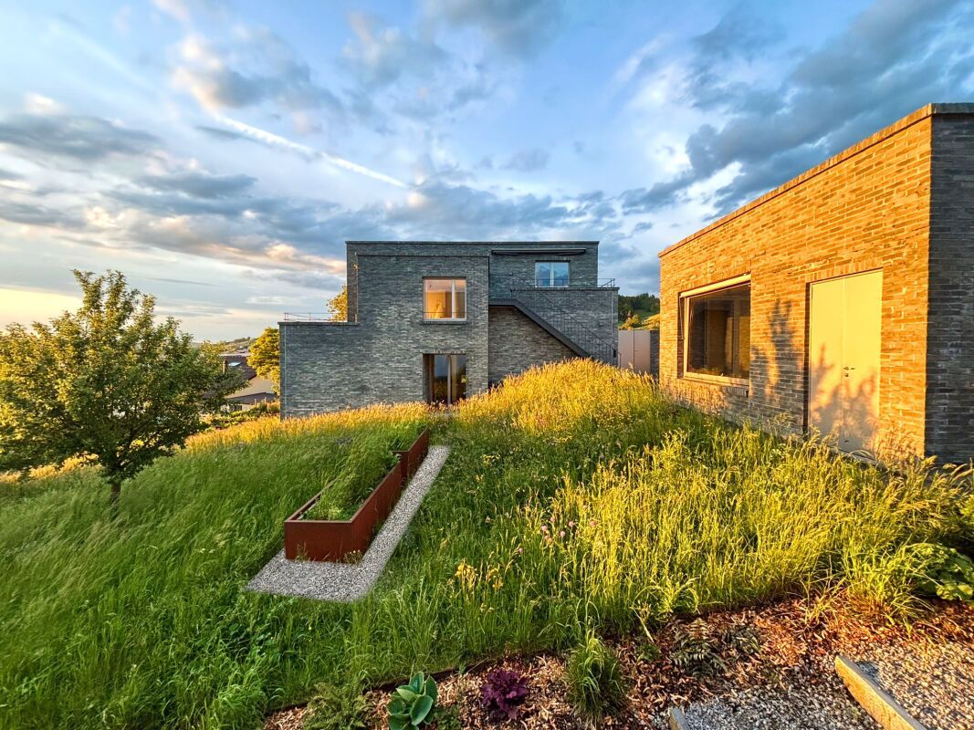 Exklusive Architektenvilla mit Weitblick an ruhiger Hanglage - Hauptbild