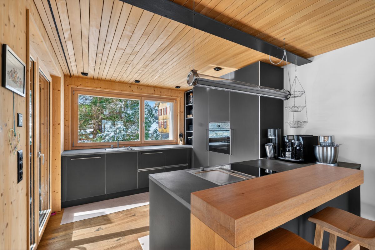 Exklusive Attikawohnung im modernen Holzbau und schöner Panoramasicht - Bild 5