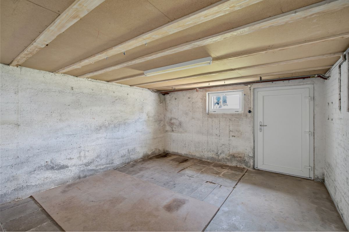 Freistehendes Einfamilienhaus mit Entwicklungspotenzial an ruhiger Lage - Bild 7