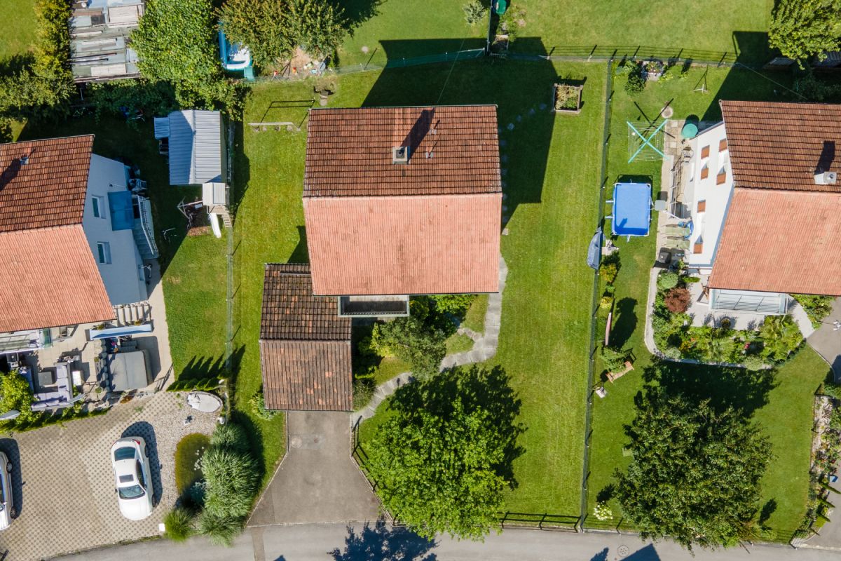 Freistehendes Einfamilienhaus mit Entwicklungspotenzial an ruhiger Lage - Bild 9