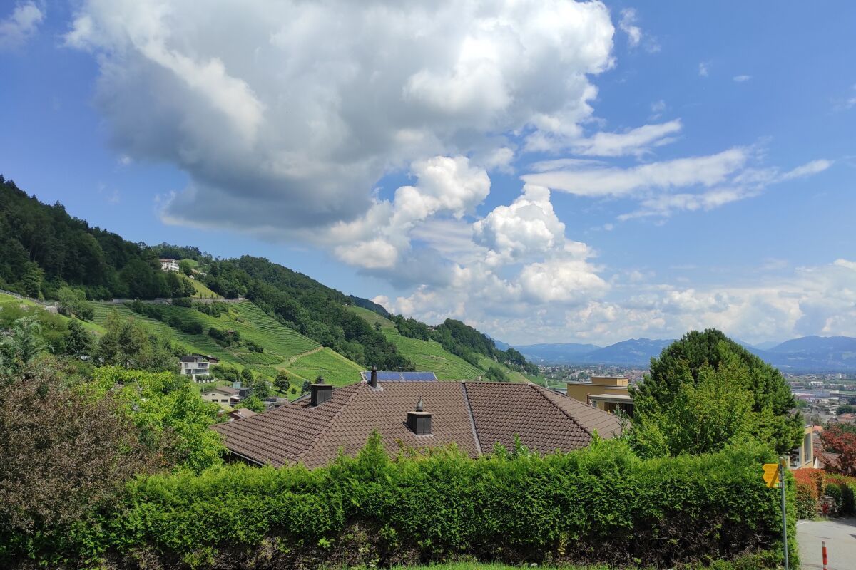 Einfamilienhaus mit attraktiver Baulandreserve - Bild 14