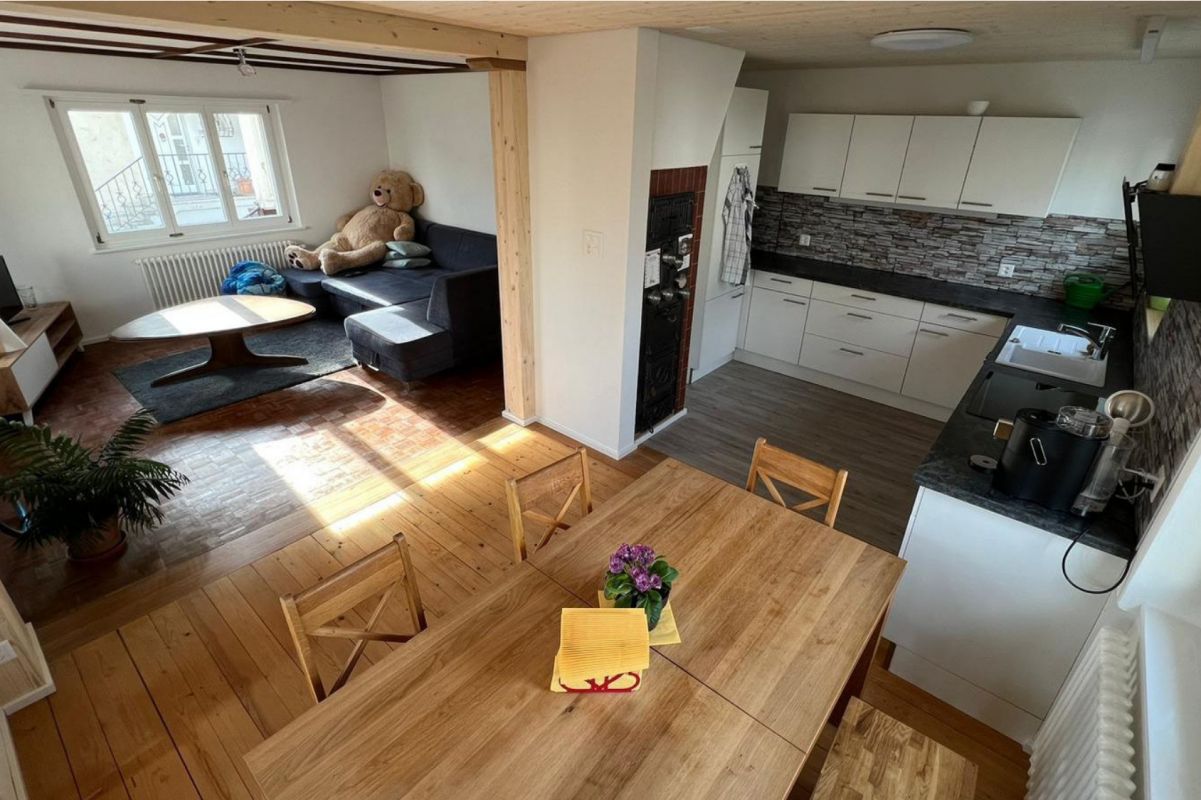 Einfamilienhaus mit Wintergarten, Terrasse und Garten in ruhiger Wohnlage - Bild 2