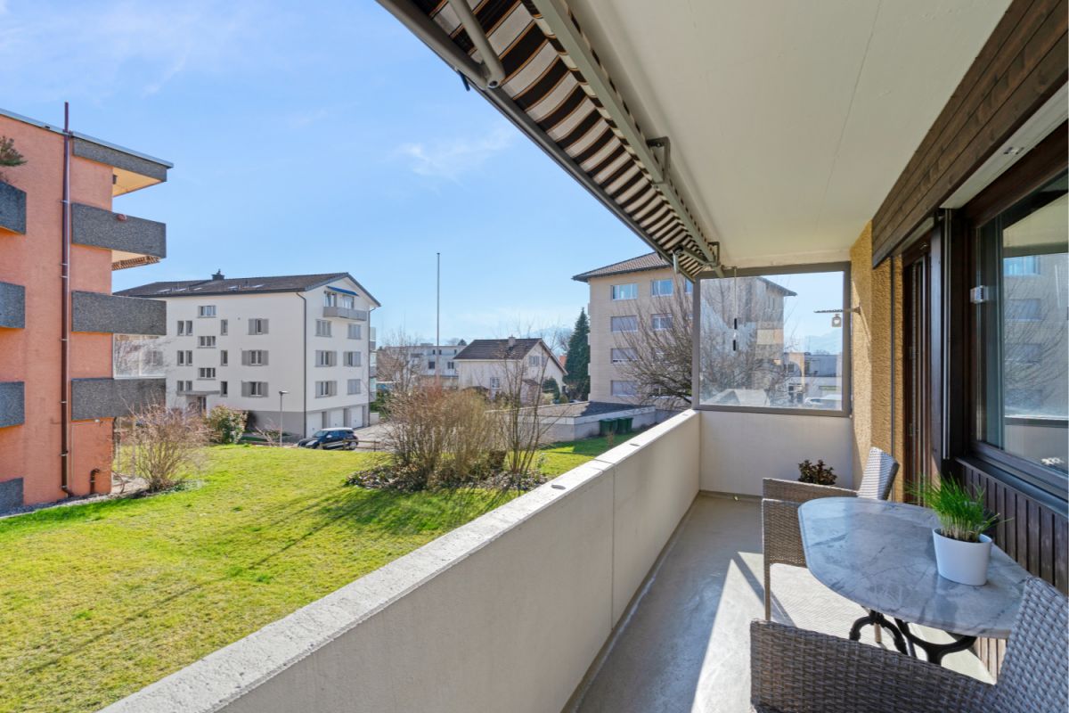 Wohnung mit Balkon und Cheminée an ruhiger Lage - Bild 3
