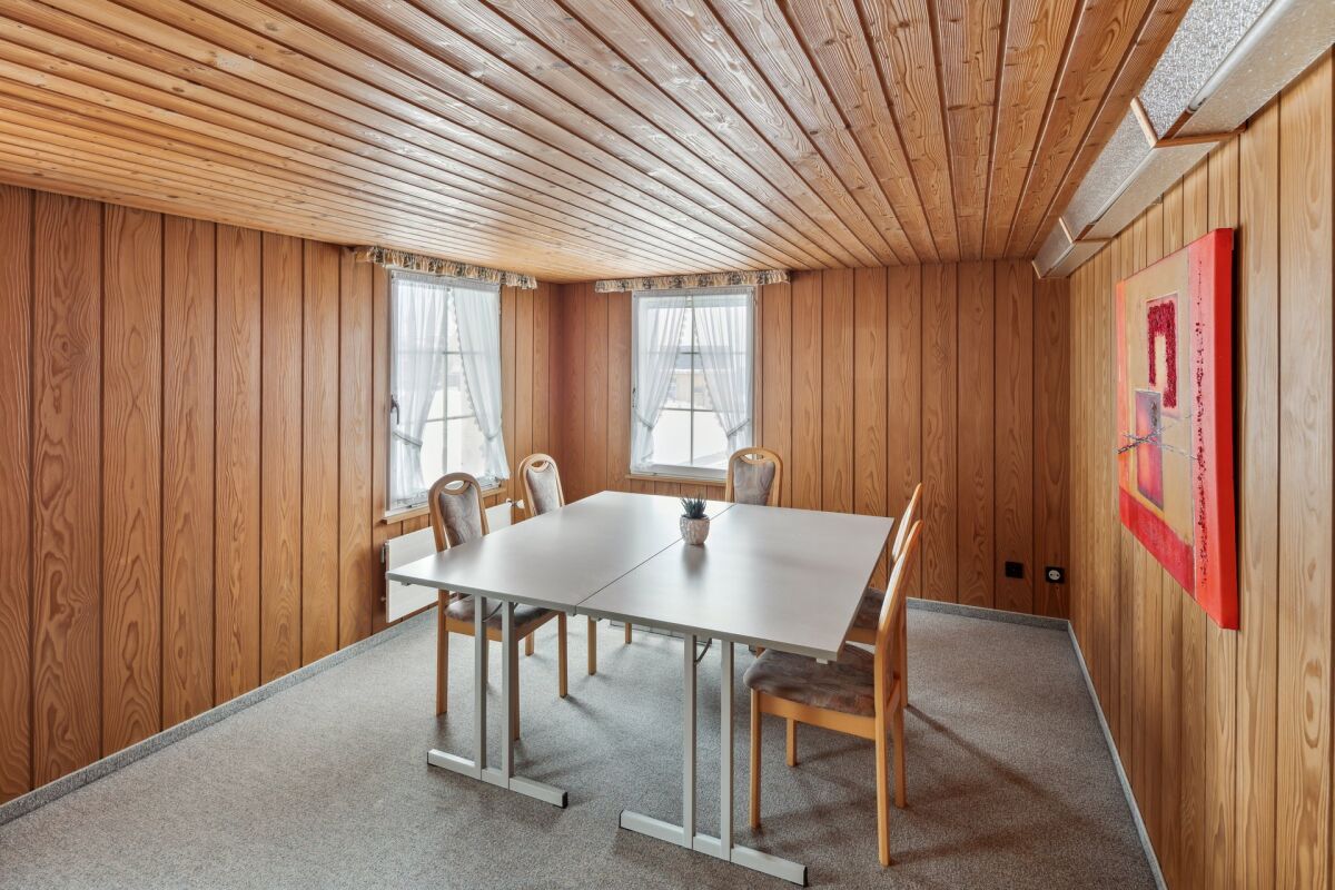 Wohn- und Gewerbehaus mit attraktiver Baulandreserve - Bild 14