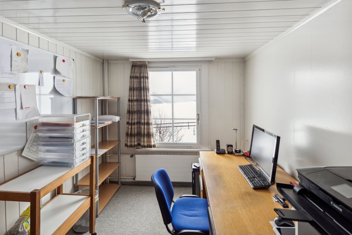 Wohn- und Gewerbehaus mit attraktiver Baulandreserve - Bild 16