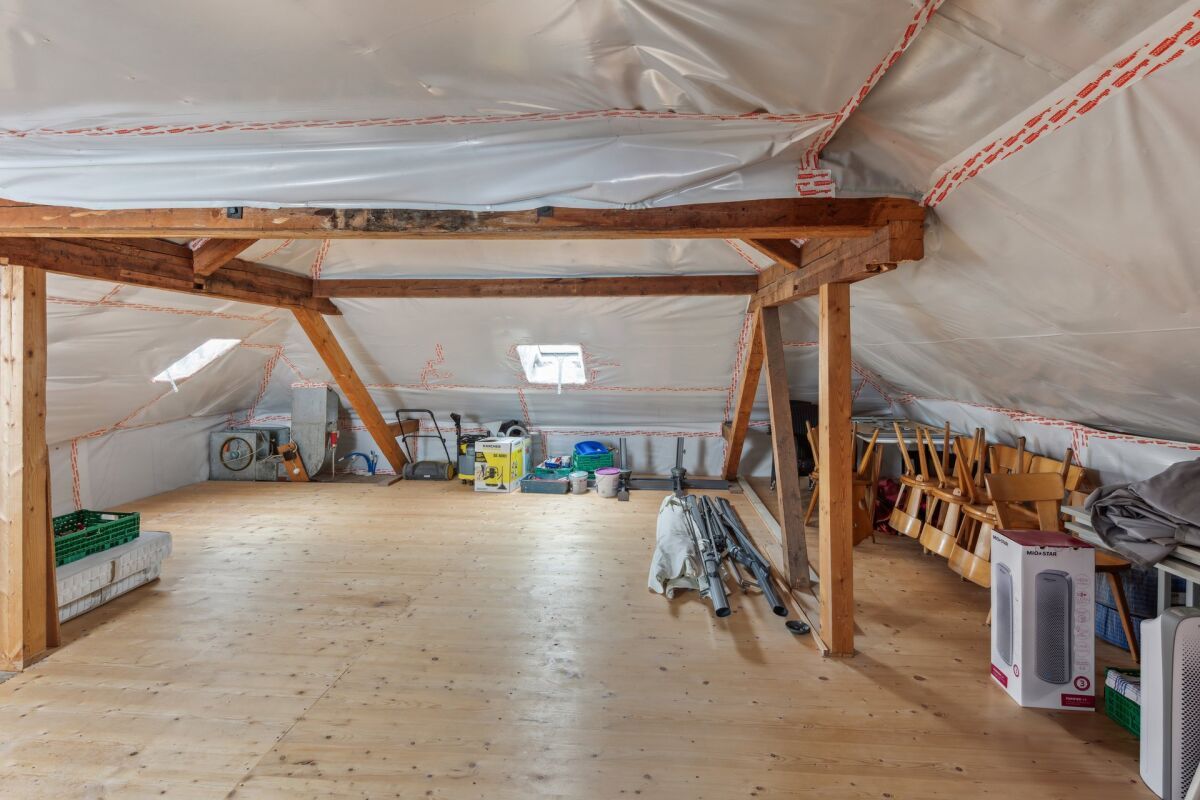 Wohn- und Gewerbehaus mit attraktiver Baulandreserve - Bild 20