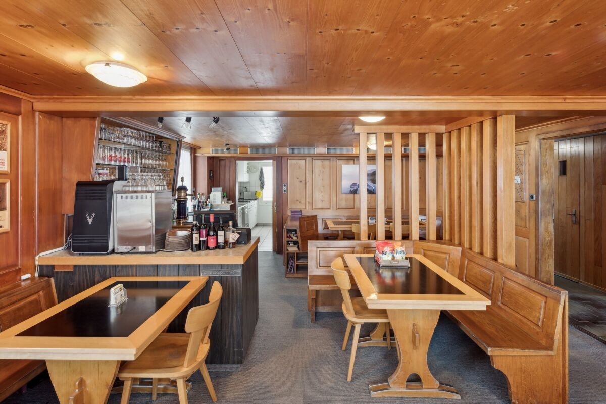 Wohn- und Gewerbehaus mit attraktiver Baulandreserve - Bild 5