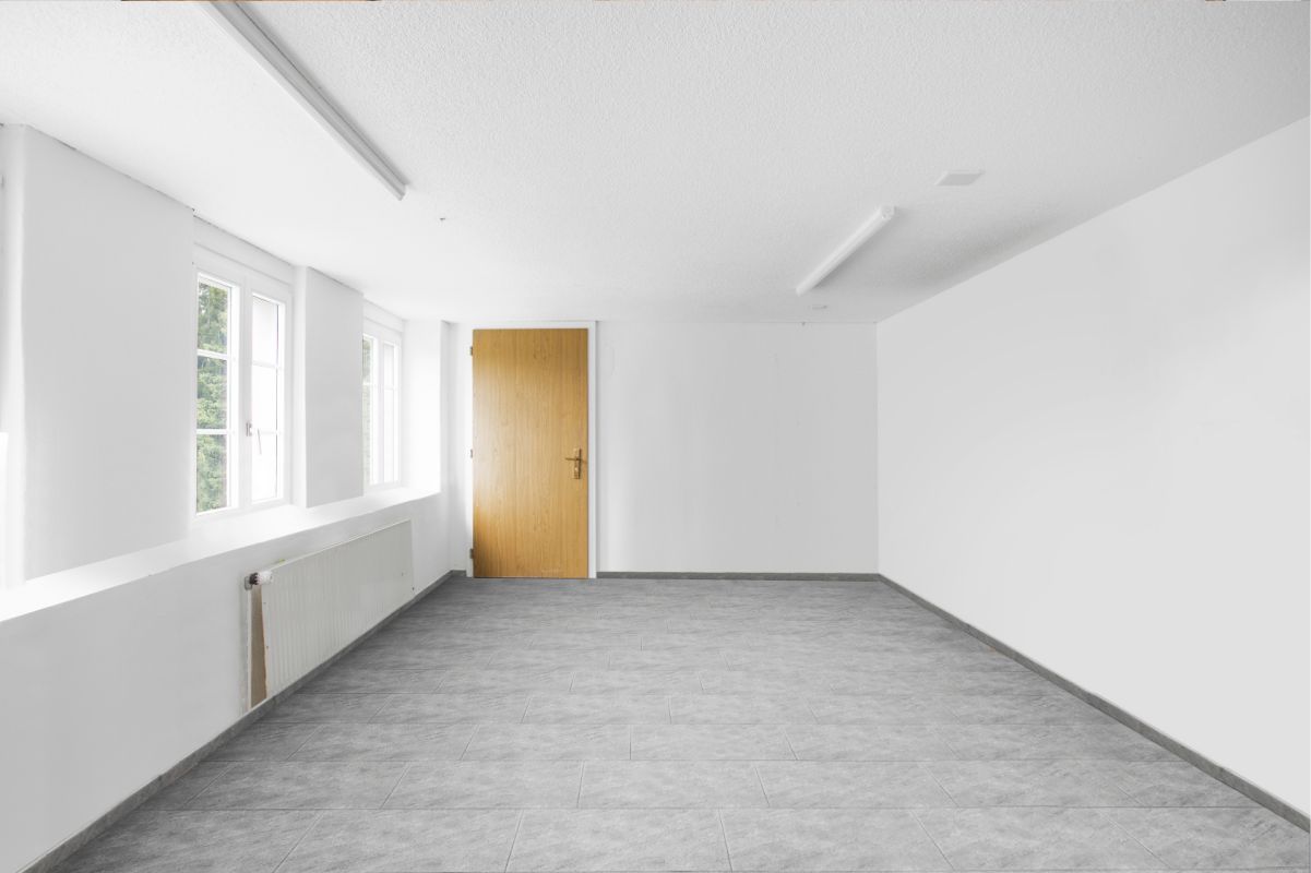 Renoviertes freistehendes Einfamilienhaus mit Umschwung - Bild 6