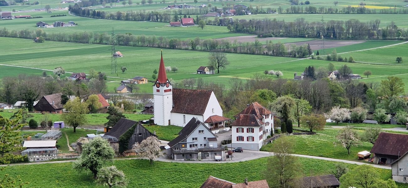 Charmantes Doppel-Einfamilienhaus mit modernem Komfort und viel Platz - Bild 18