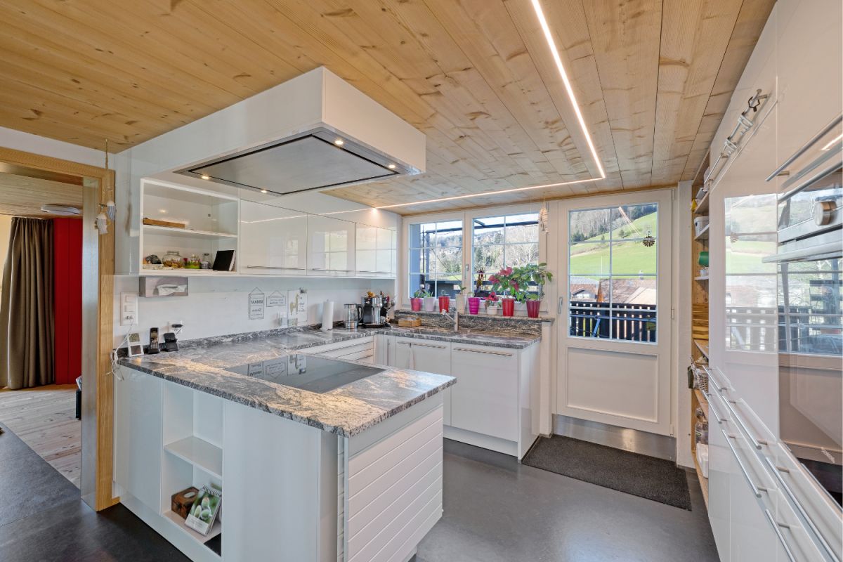 Charmantes Doppel-Einfamilienhaus mit modernem Komfort und viel Platz - Bild 6