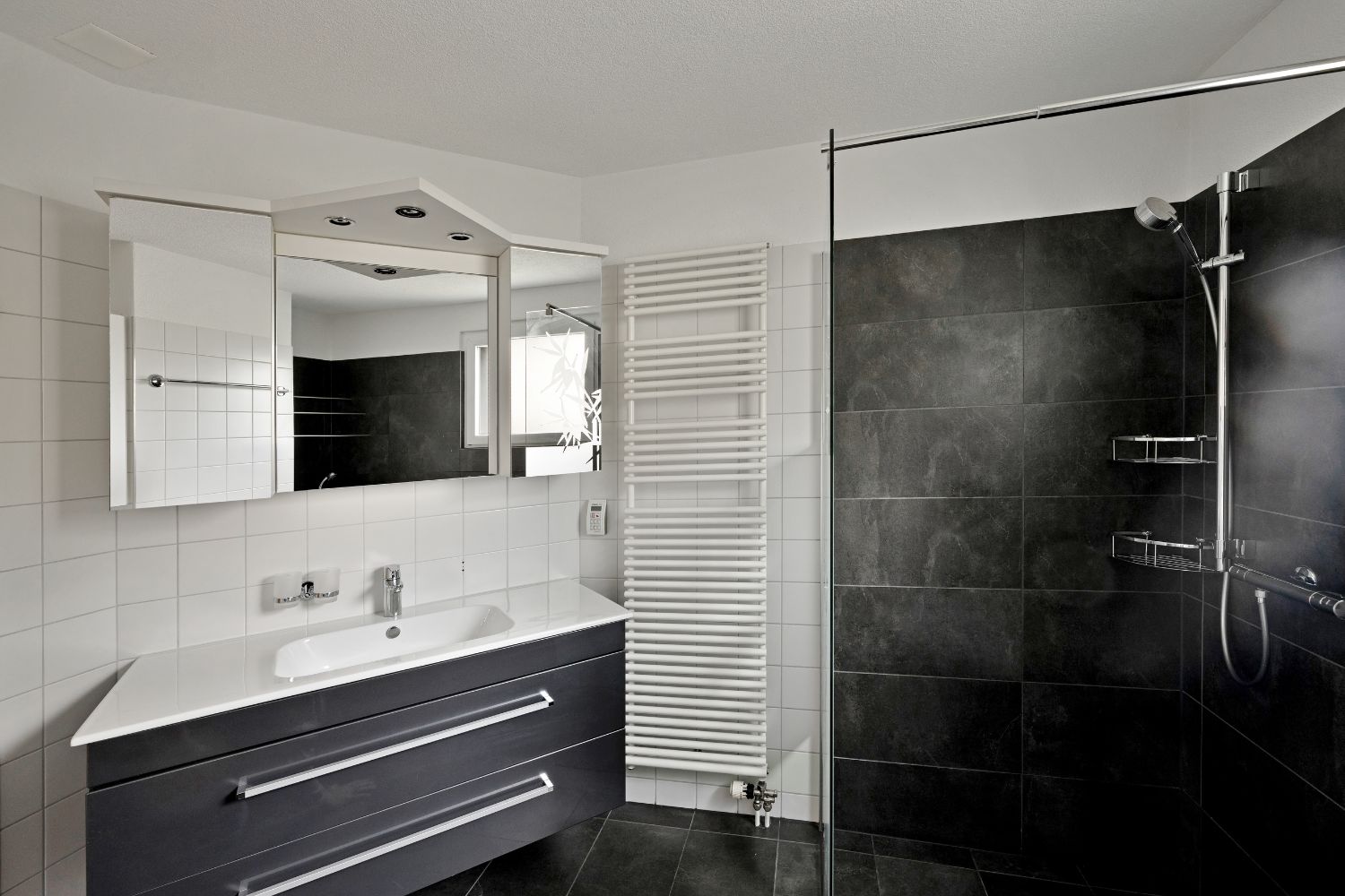 Ruhig und barrierefrei - Wohnen mit Weitblick an bester Lage - Bild 6