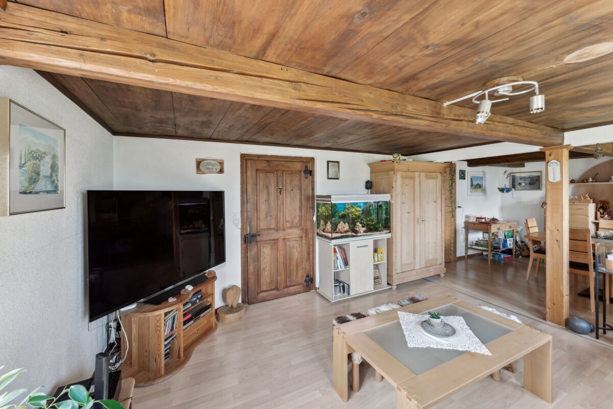 Charmantes Zuhause mit unverbaubarem Fernblick - Bild 3