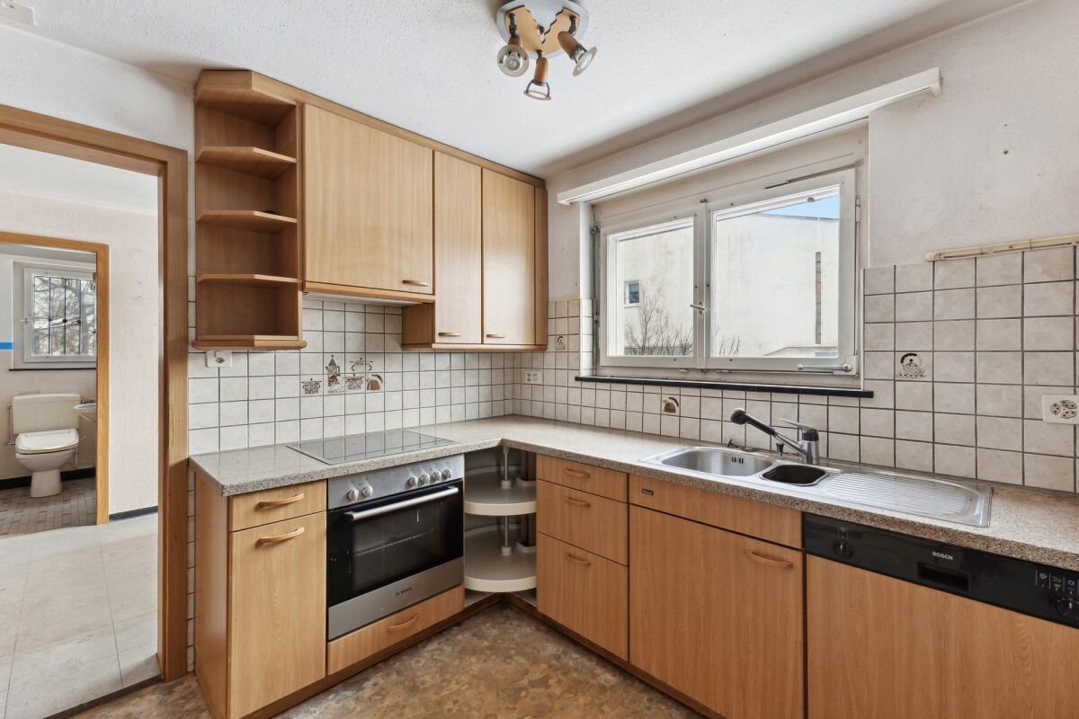 Freistehendes Einfamilienhaus an äusserst begehrter Lage - Bild 7