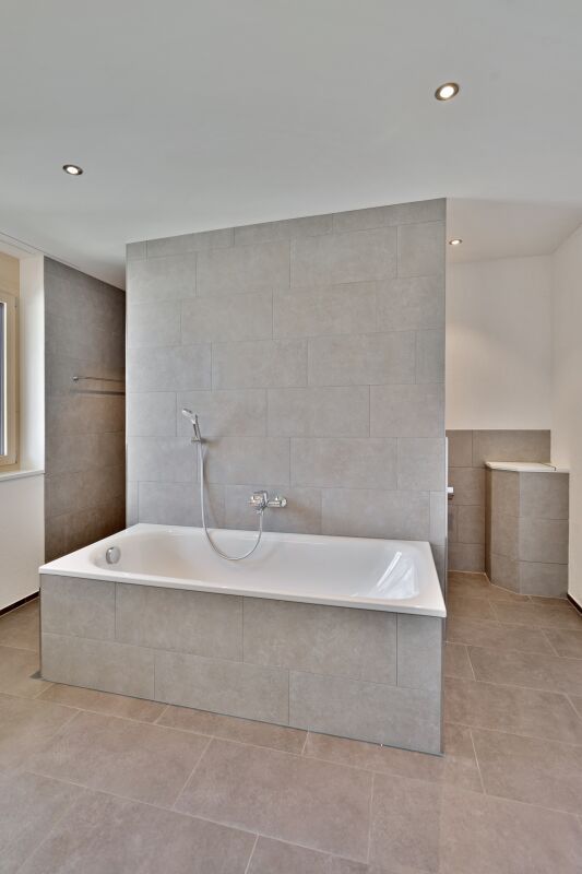 Hochwertiger Neubau für die moderne Familie - Bild 10