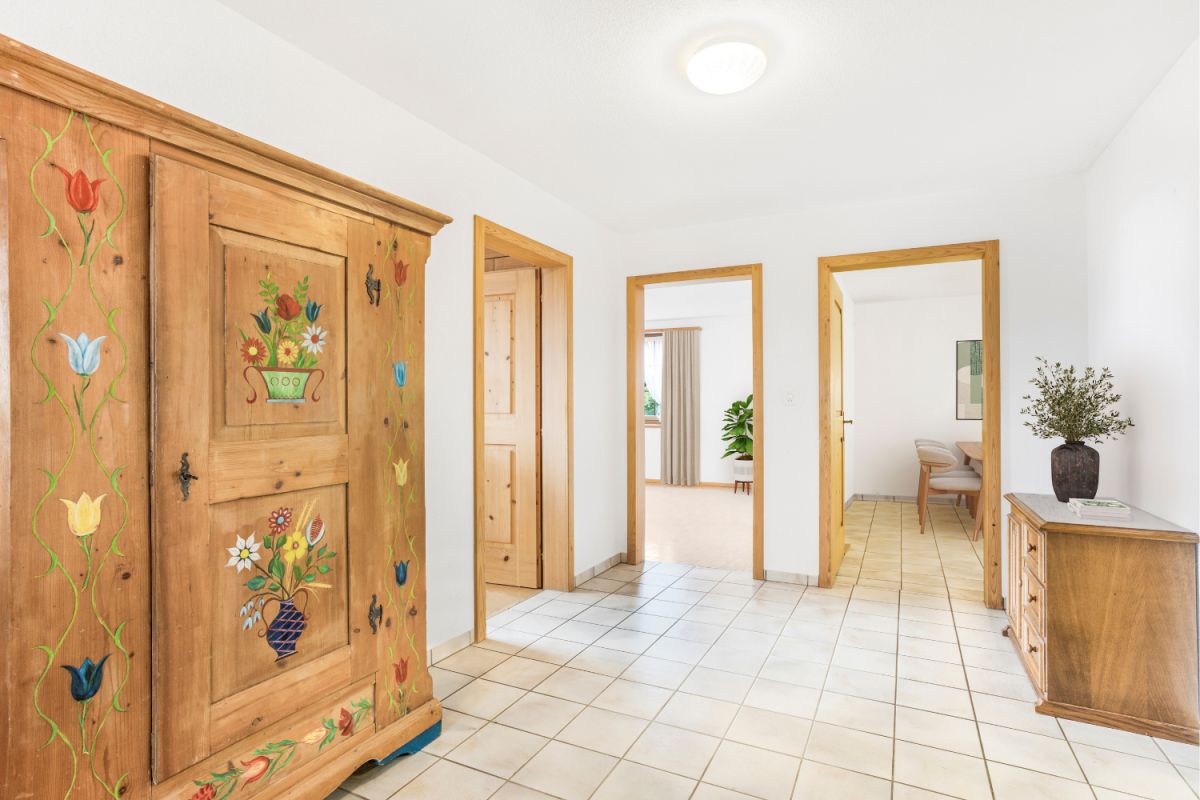 Freistehendes Einfamilienhaus mit viel Umschwung und herrlicherAussicht - Bild 6