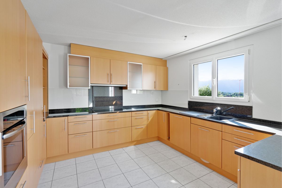 Sonniges Einfamilienhaus an ruhiger leichter Hanglage mit Wintergarten - Bild 4