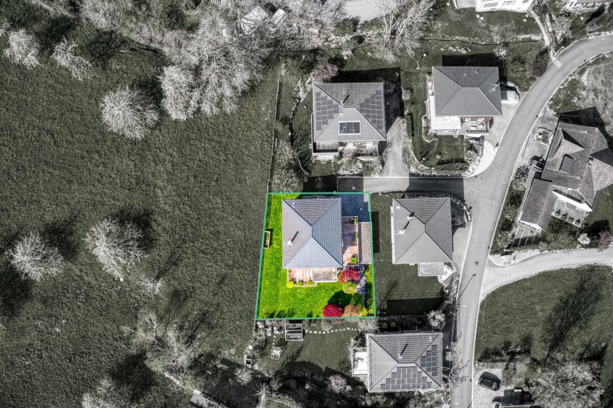 Exklusives Wohnjuwel im Grünen - Bild 13