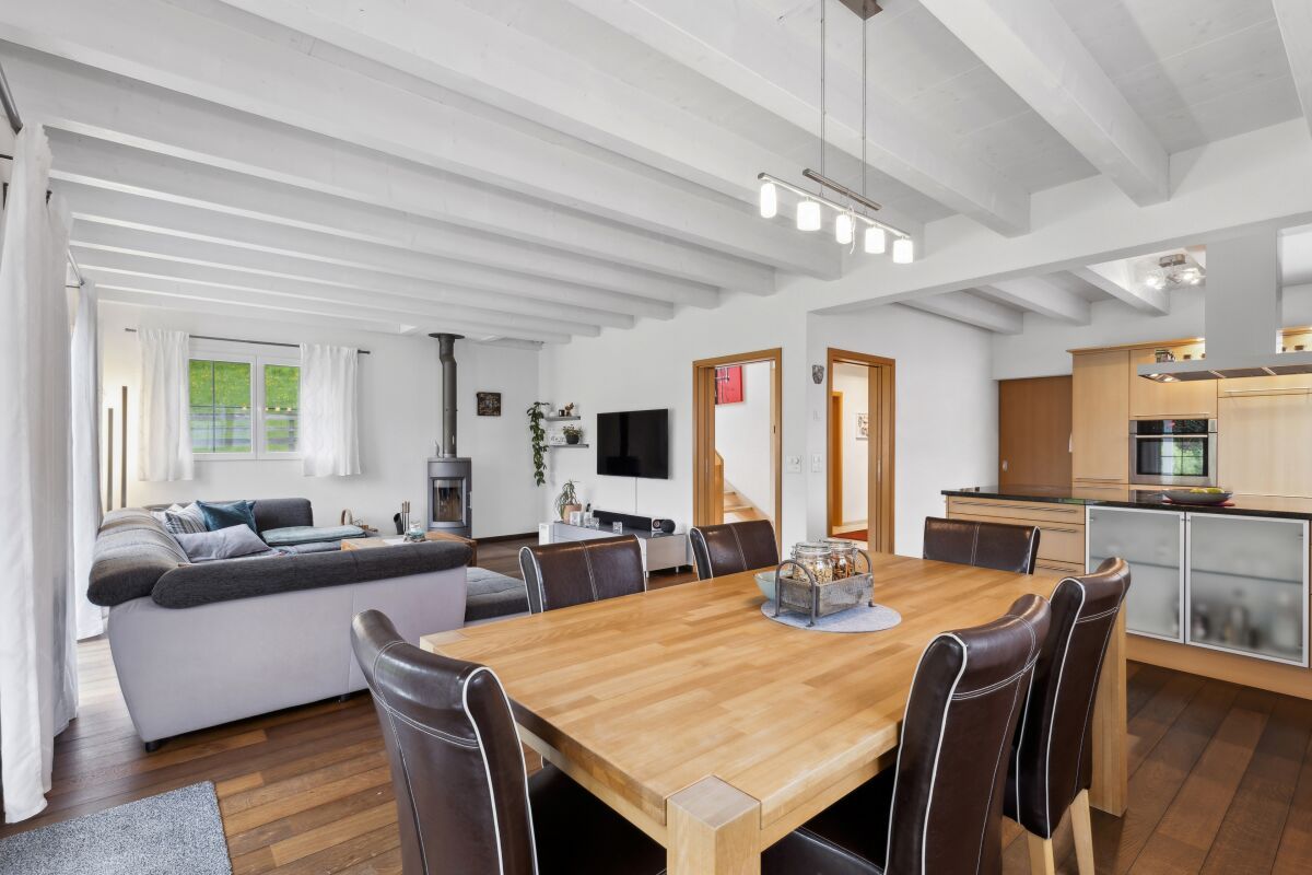 Exklusives Wohnjuwel im Grünen - Bild 3