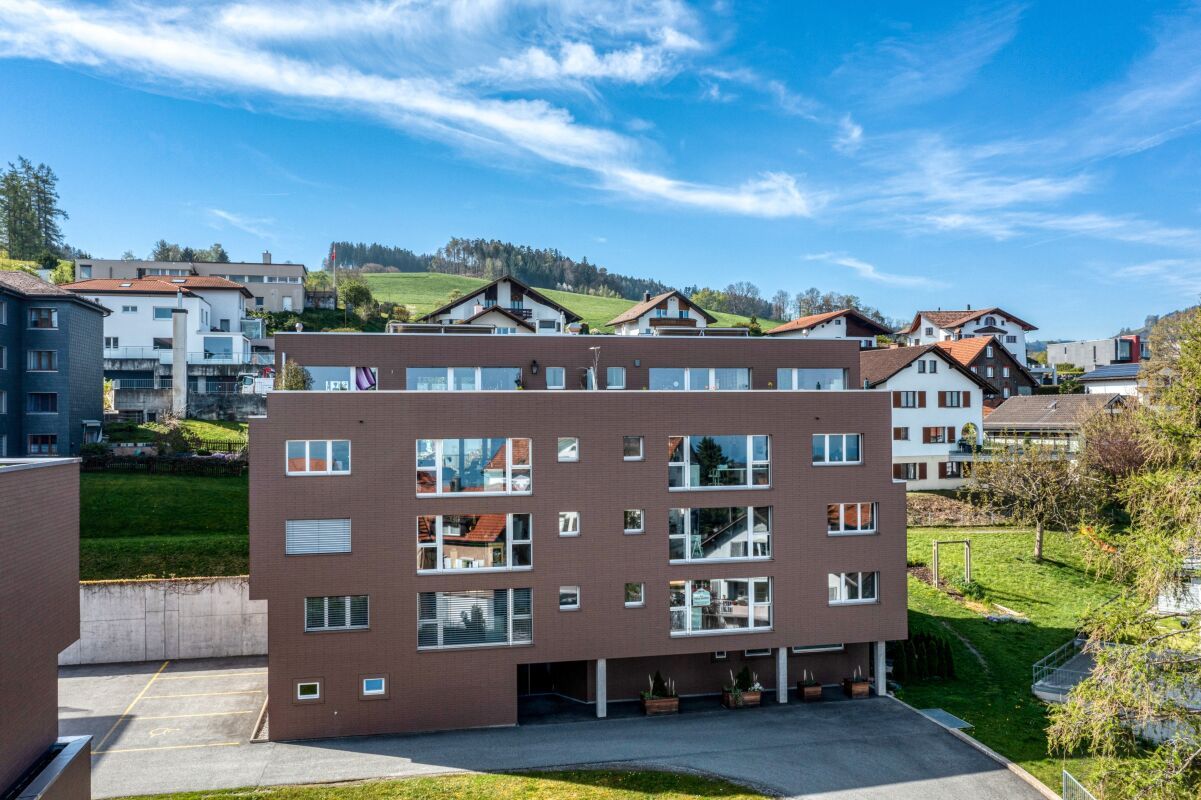 Moderne Wohnung mit Seesicht und Loggia in Wolfhalden - Bild 13