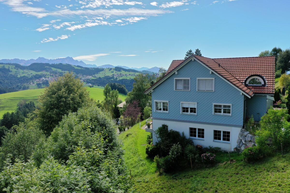 Traumhafter Weitblick über der Nebelgrenze - Bild 2