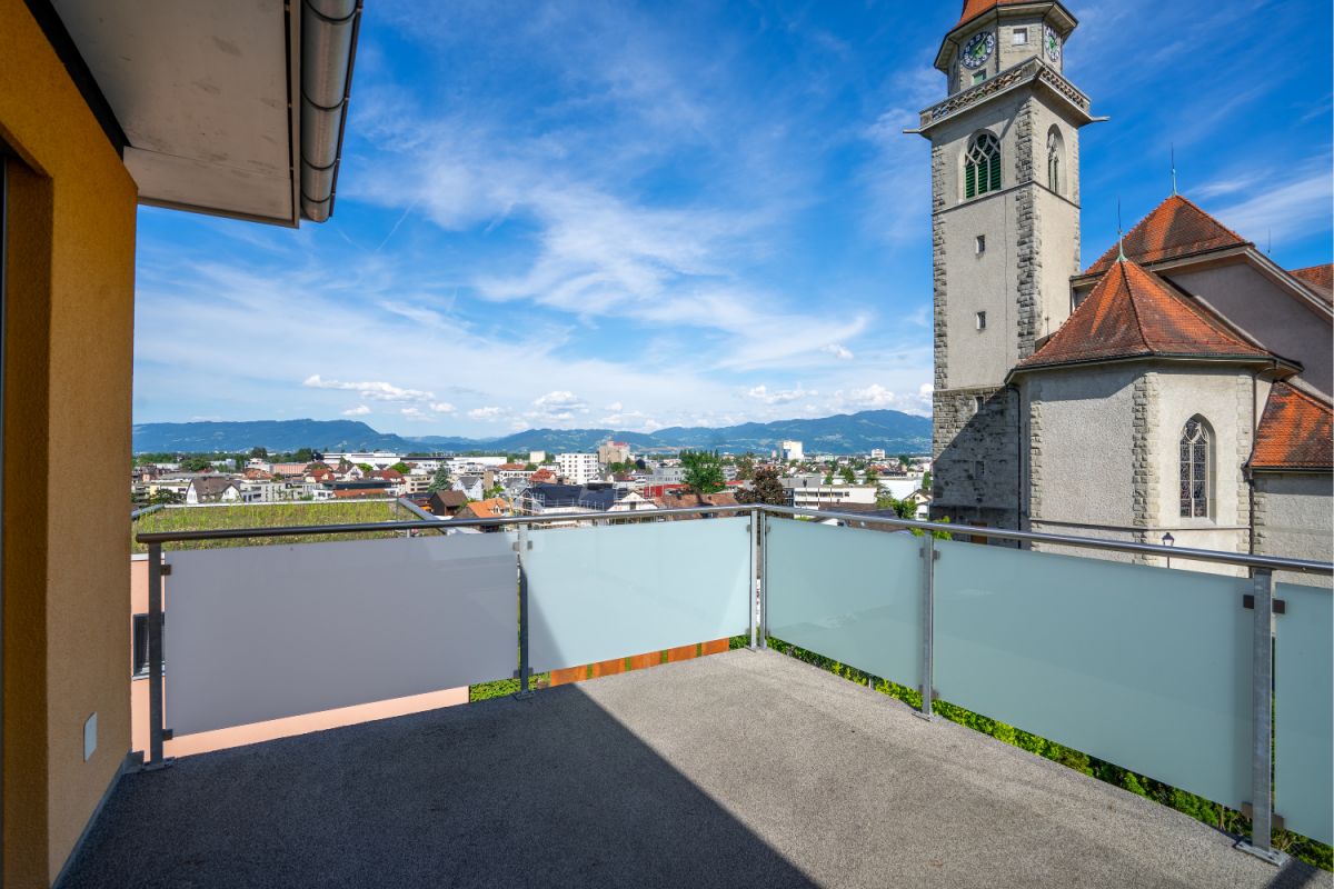 Modernes Einfamilienhaus mit herrlicher Weitsicht ins Rheintal - Bild 6